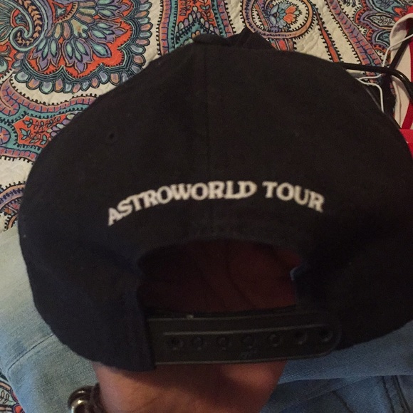 ⚫️Travis Scott “Wish You Were Here” Hat 🧢⚫️ - Picture 2 of 3